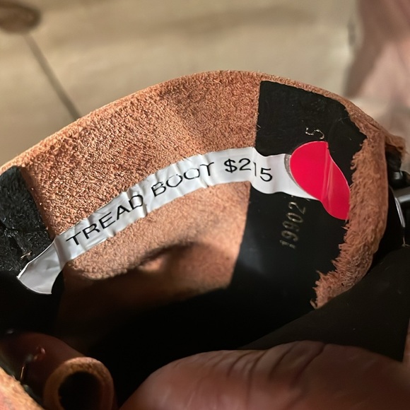 All Black Tread Boots 1990217 sz 37.5 EU or Sz 7 US - Picture 8 of 8